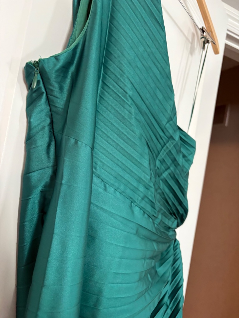 Doesn’t fit can’t return - Picture 4 of 5